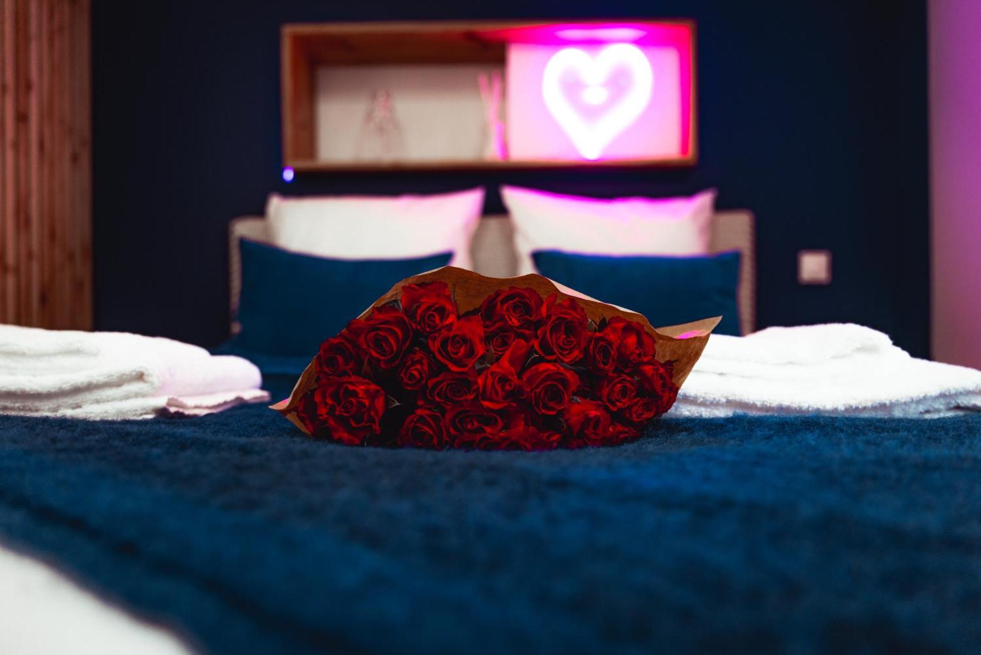 French Klss - Love Room By Prim0 C0Nciergerie Clermont-Ferrand Luaran gambar